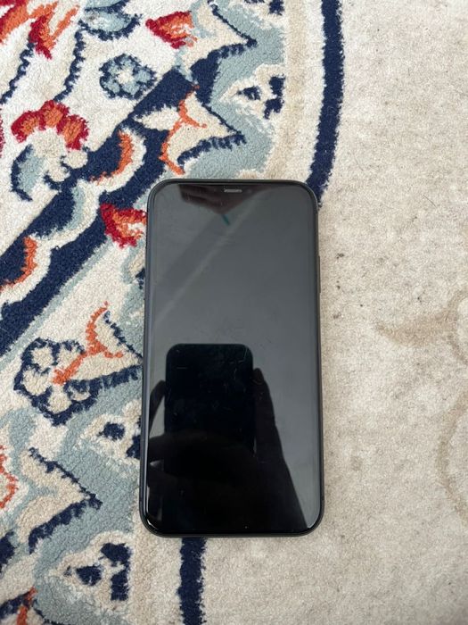 Айфон 11 128 гб 74акб