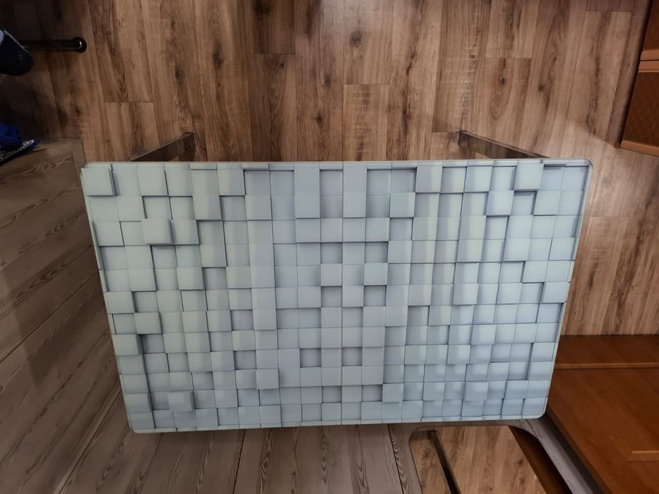 Кухонный стол новый