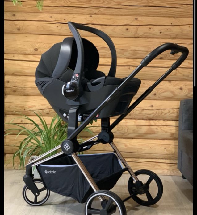 Продам коляску для детей