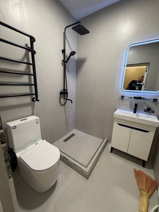 Продается 3х ком кв-ра студия, ЖК Neo House, ор-р: ул.Баку Узбум, 80м²
