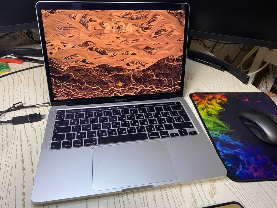 MacBook Pro M1 16 ГБ / 256 ГБ