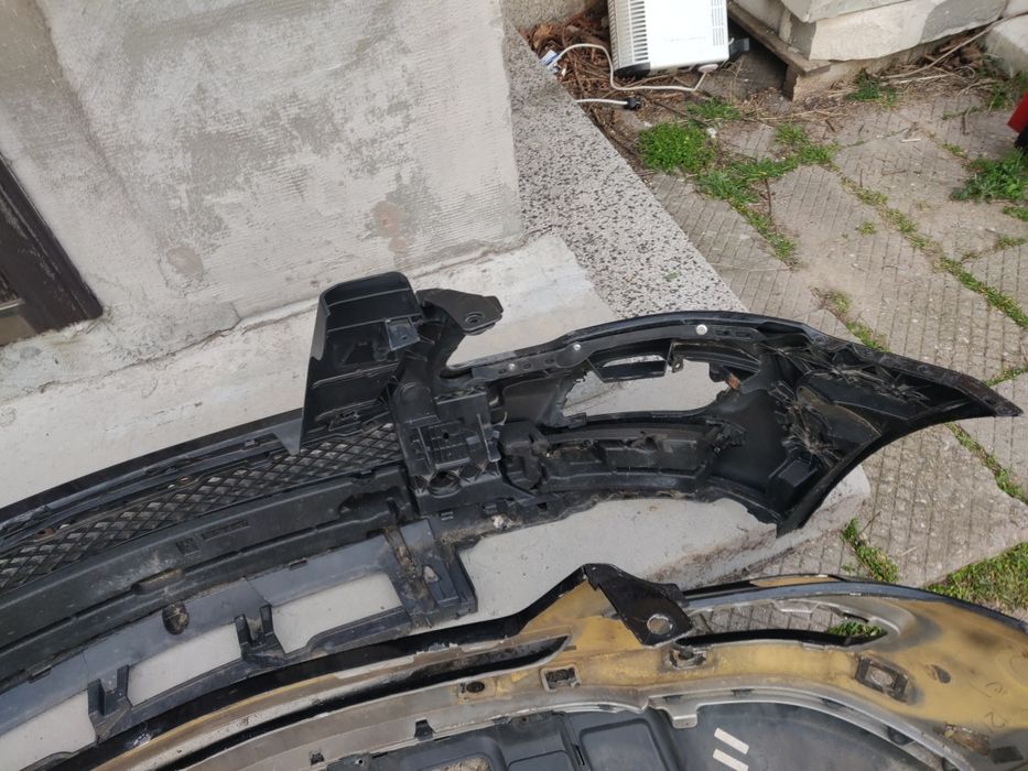 Предни Брони за Mercedes ML / W164  /2006--2011  г.