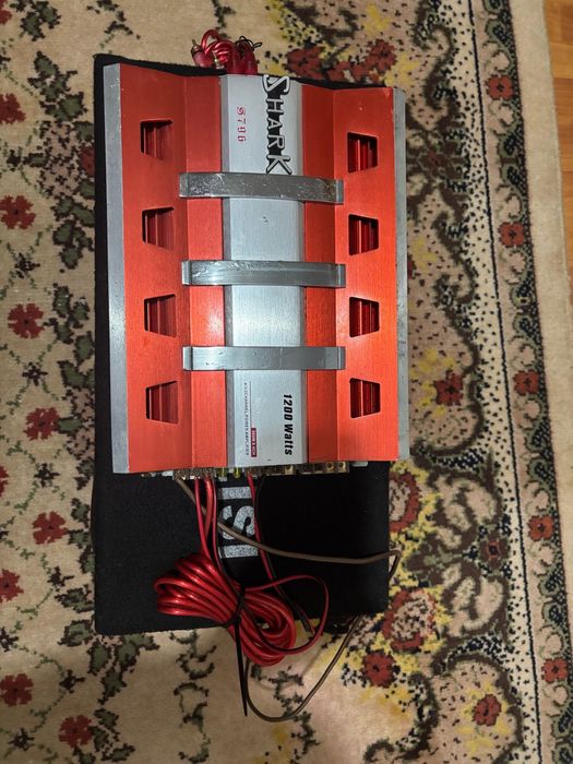 Vand subwoofer auto cu statie shark de 1200W