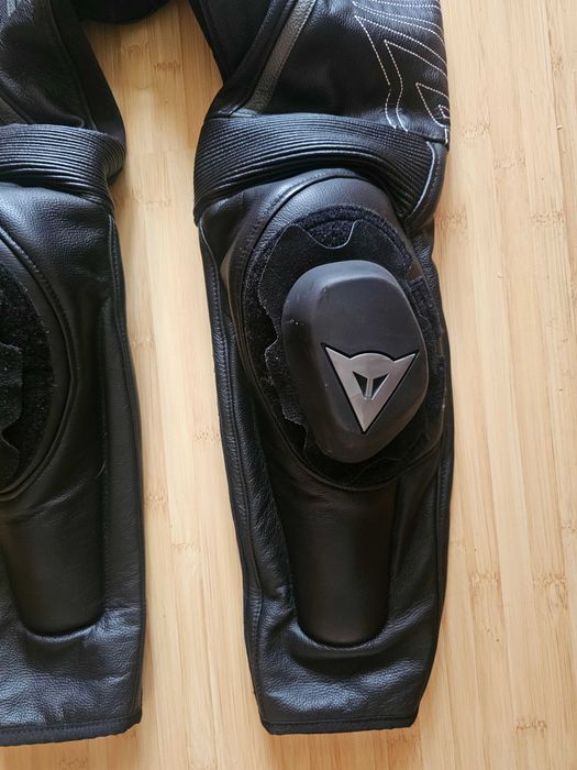 Чисто ново дамско долнище Dainese