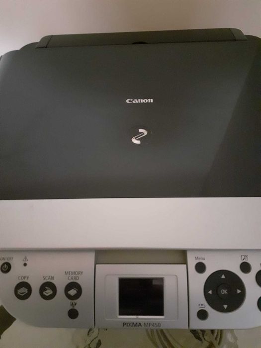 Imprimanta multifuncționala Canon Pixma MP450 cu cartușe de rezerva