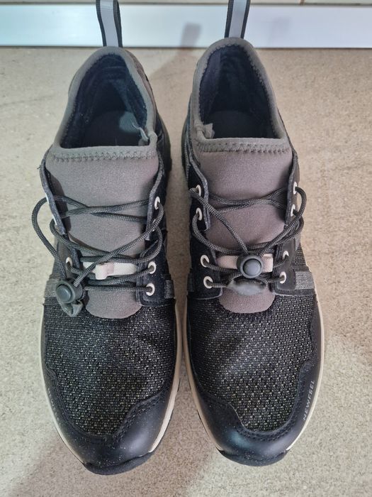 Vând Adidași NewFell