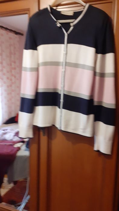 Трицветна жилетка