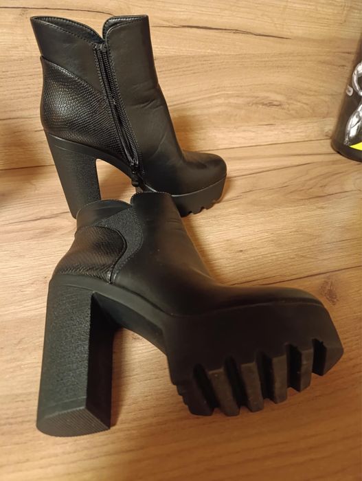 Дамски нови боти