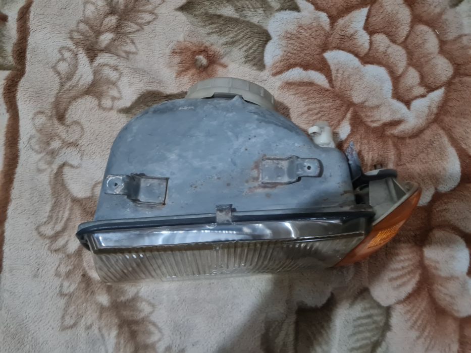 Фары на ауди 100 с2