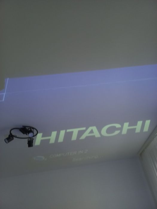 Videoproiector Super Short Throw Hitachi CP-CX250, 2500 Lumeni, ideal Cinema/Școală