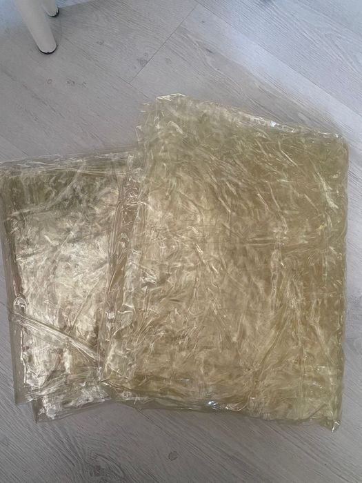 Срочно продаю  Скатерть 5метровый