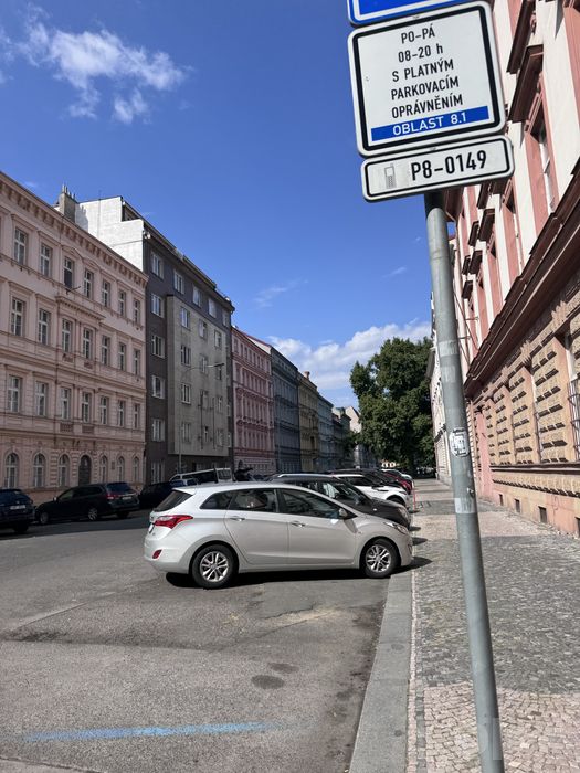 Машина Daewoo Nexia