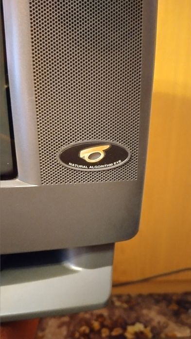 Телевизор LG Golden Eye ll