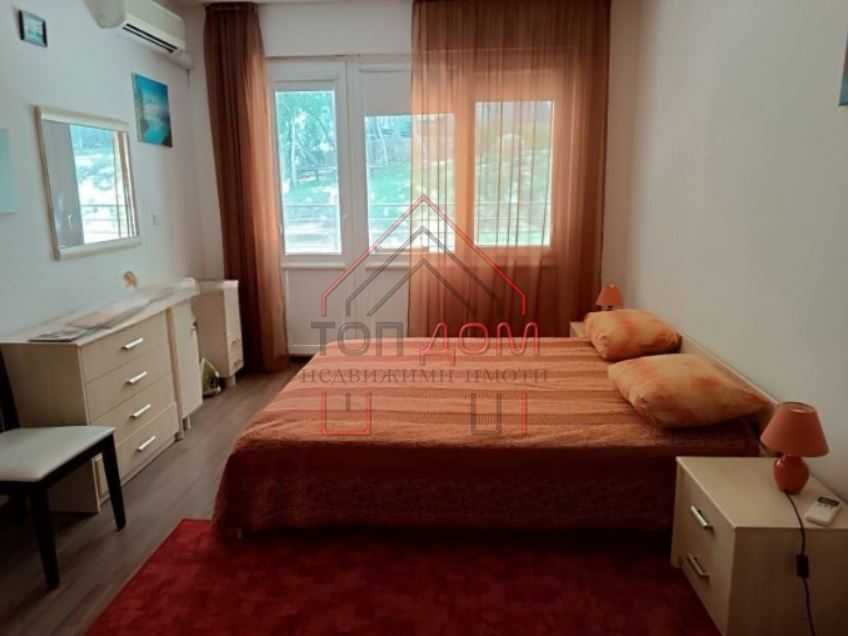 Дава се под наем Двустаен апартамент в к.к. Златни пясъци - 70 кв.м за 350 € - Снимка #1