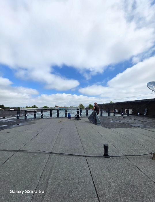 Hidroizolații / terase  / fundații  / izolații  / Acoperișuri