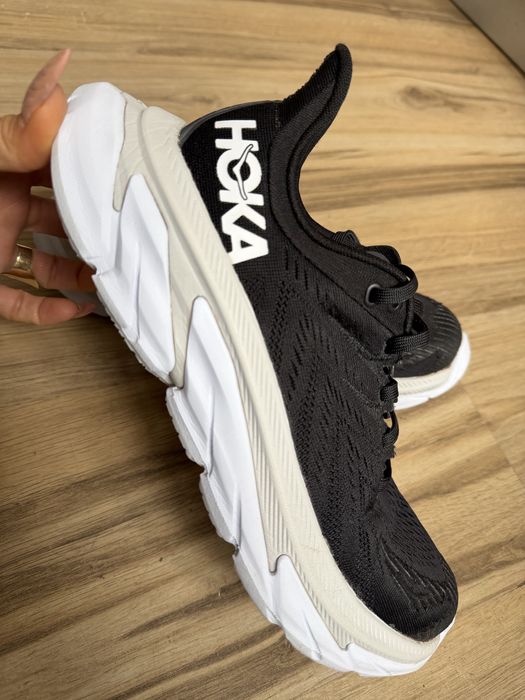 Оригинални маратонки Hoka One One® W Clifton Edge! 40,5 н