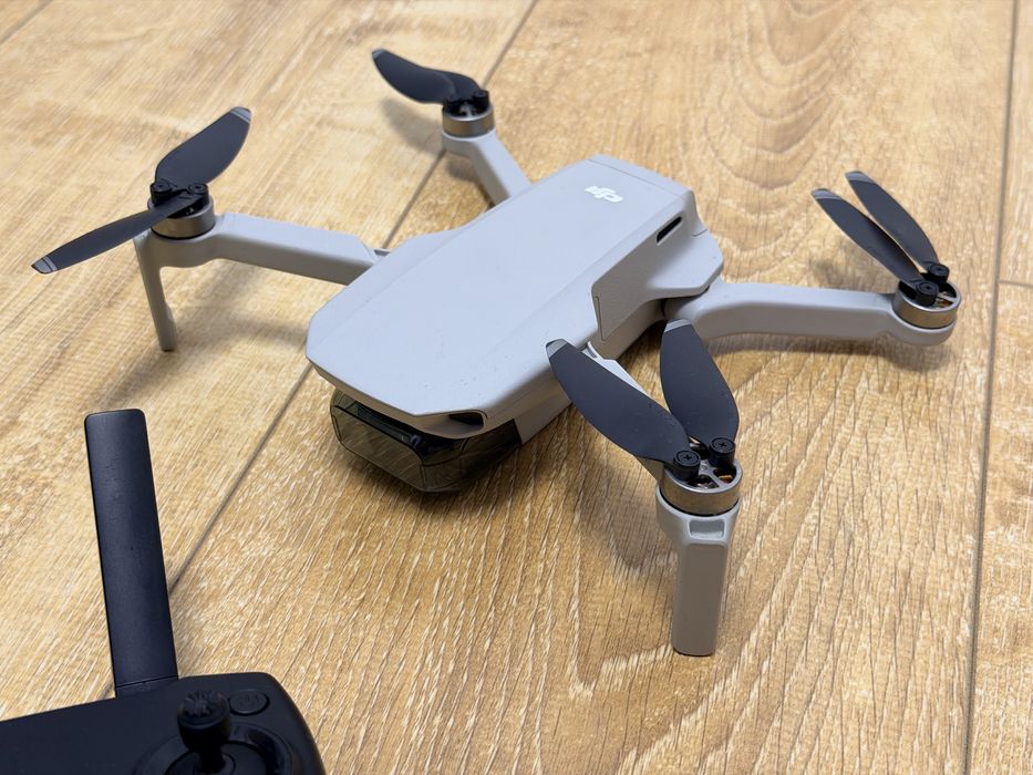 Drona DJI Mavic Mini 2K