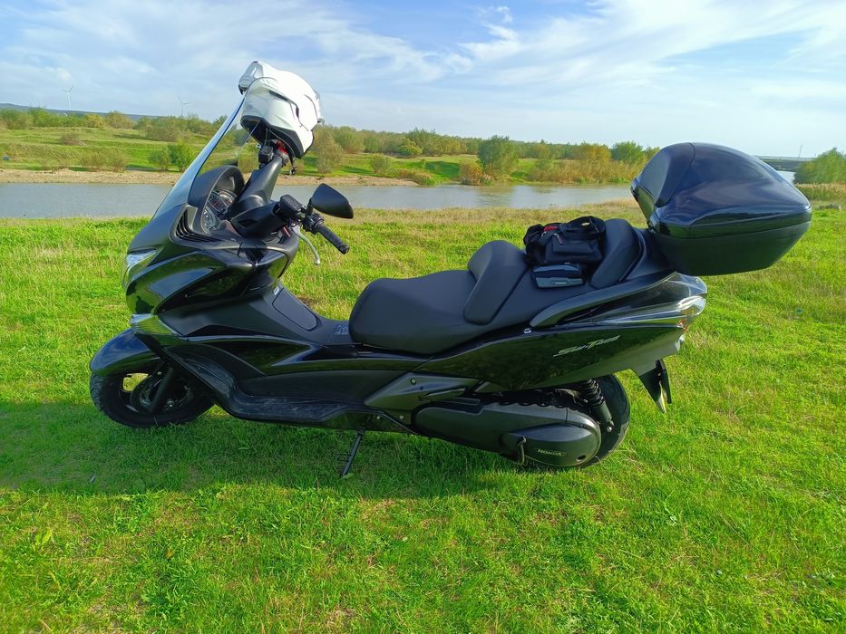 Honda silver wing/sw-t 400/swt400/7500km/moto/maxiscuter nou