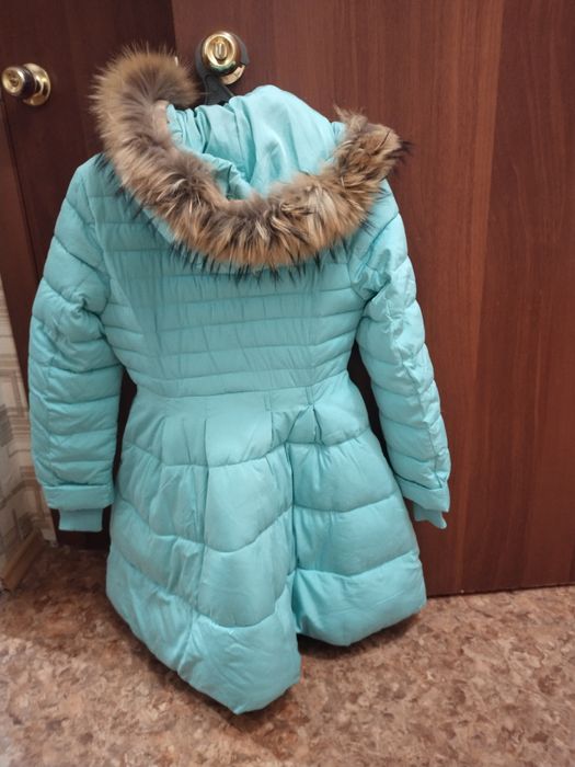 Продам куртку женскую