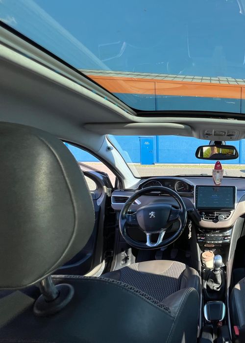 Vând autoturism Peugeot