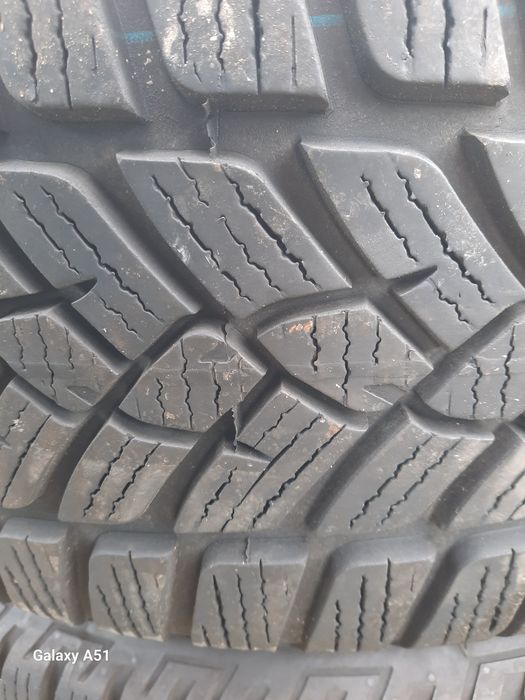 Зимни гуми 17цола.