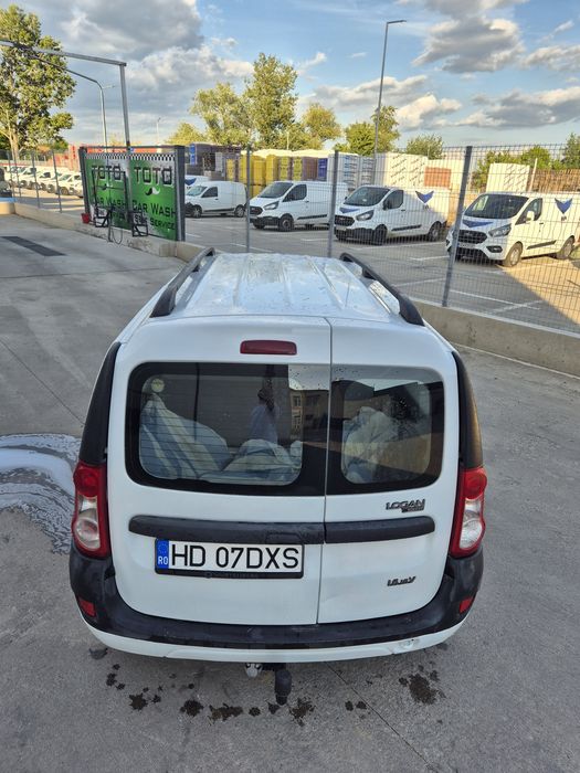 Logan MCV 1.6 16v