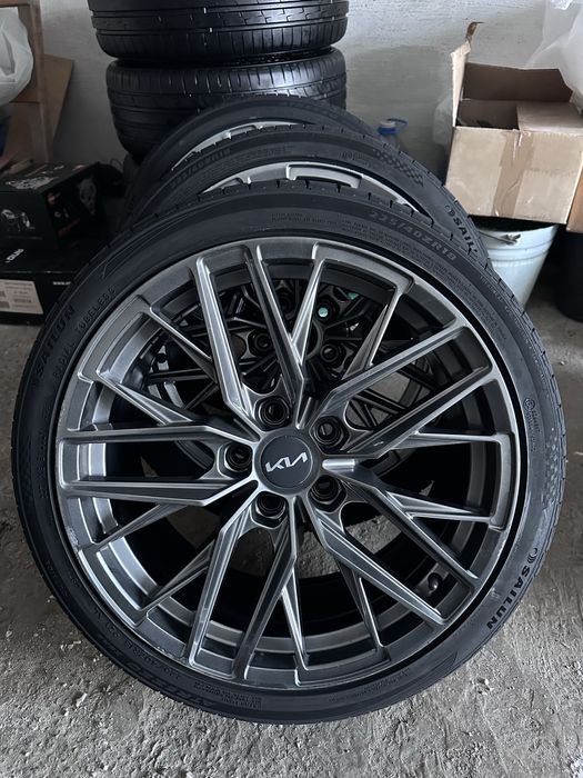Комплект колес 225/40 R18