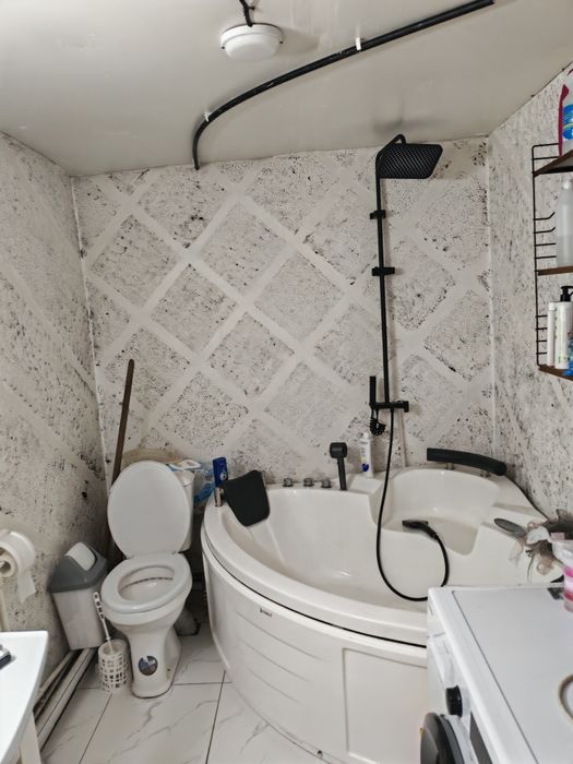 Продам дом зимний вариант со всеми удобствами