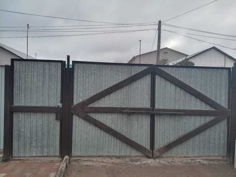 продам ворота с калиткой