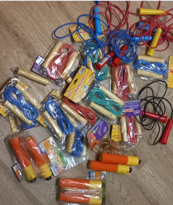 Скакалки продам новые