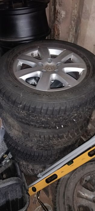 7p6601025 jante aliaj VW Touareg 2 anvelope 235 65 R17 dot  2216 m+s