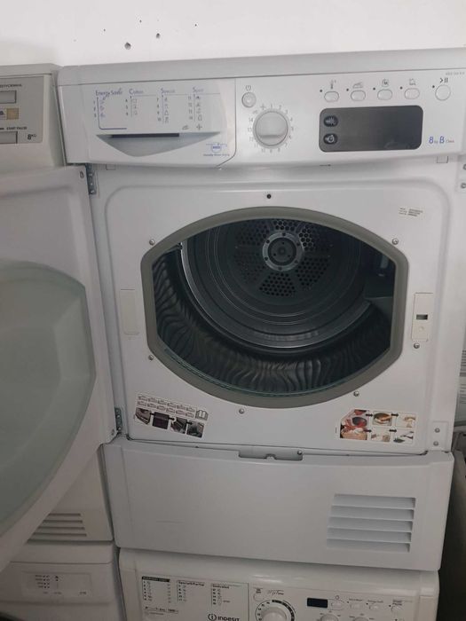 Кондензна сушилня Indesit, 7 kg
