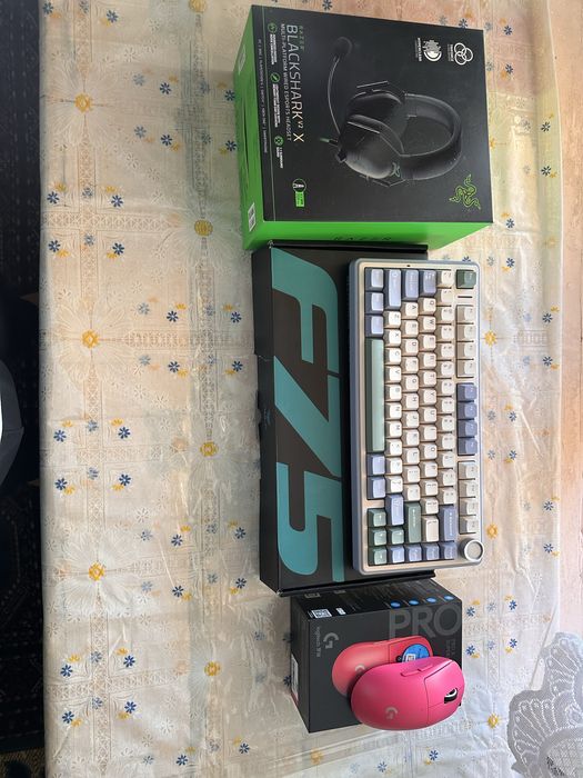 мышка клавиатура наушник