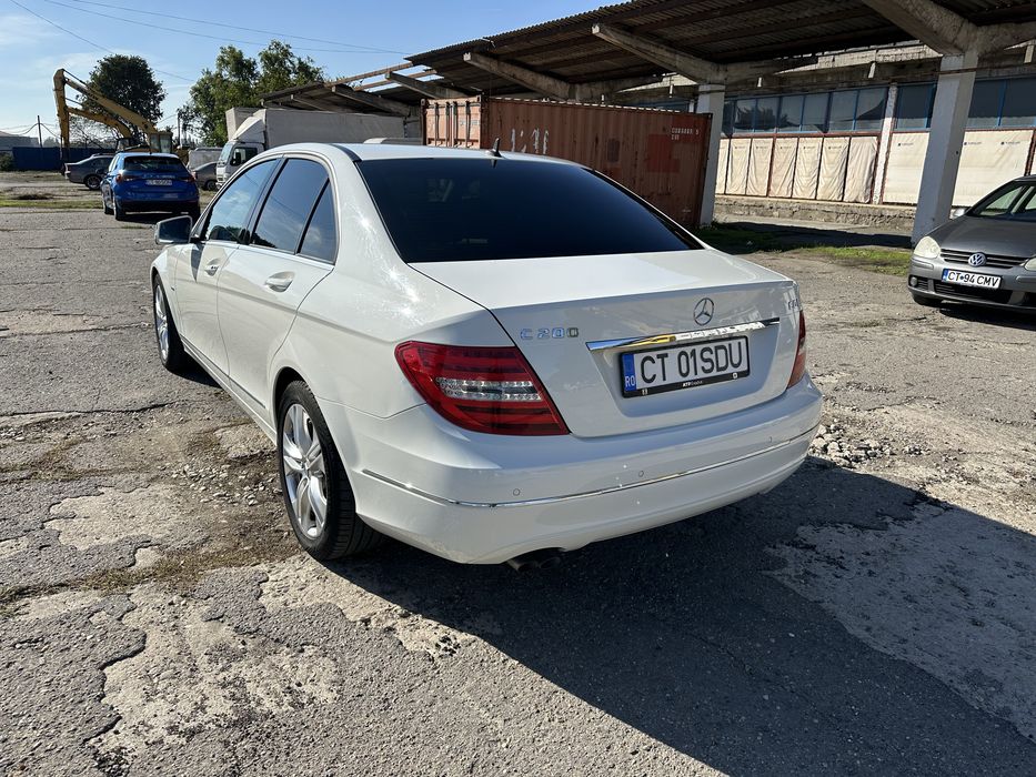 MERCEDES-BENZ C-Class 2011 — imagine 1