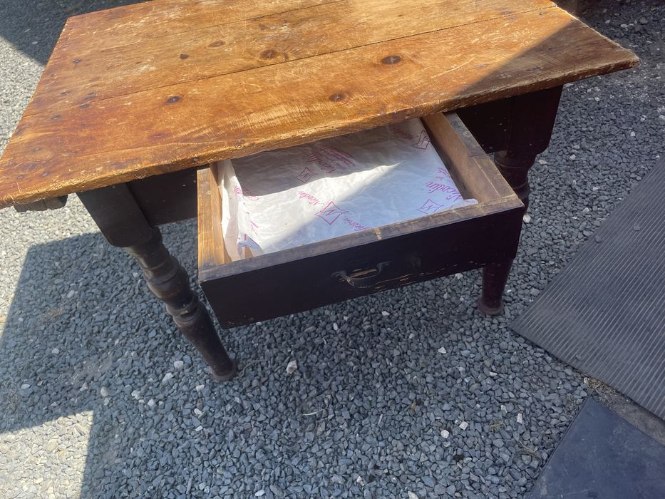 Masă trainica 150 ani