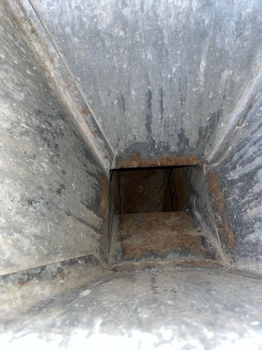 Batoza/masina de batut/curat porumb, in stare ft buna!