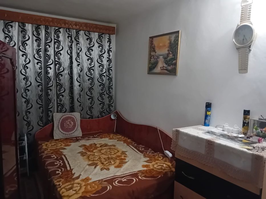 Închiriez apartament cu 2 camere,zona Primaverii