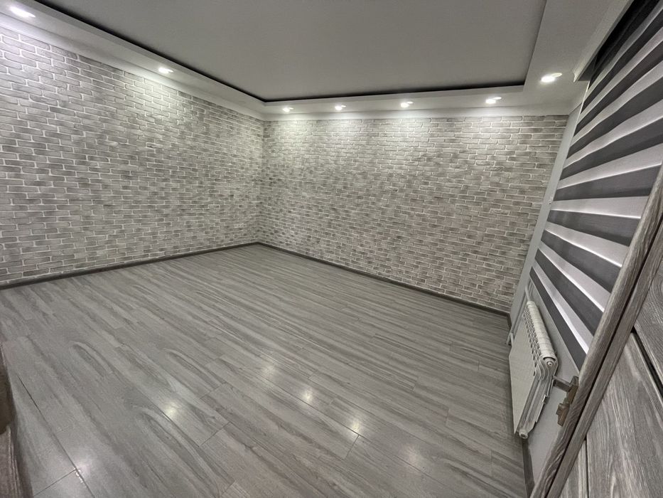 Метро Шахристанская .Свой.