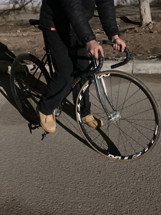 Фикс Intro manroe-c