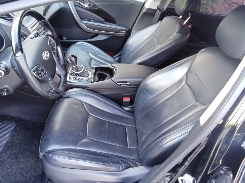 Hyundai GRANDEUR 2015 г