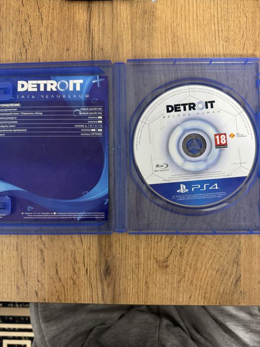 Детройт диск в идеальном состояний для PS4