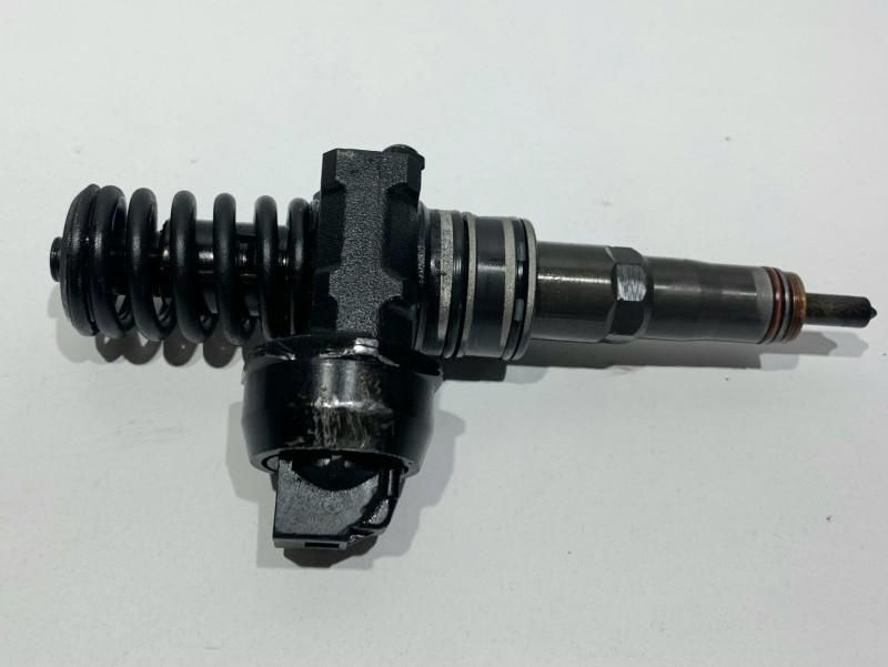 Injector Volkswagen Golf 5 038130073BN 1.9 tdi BLS