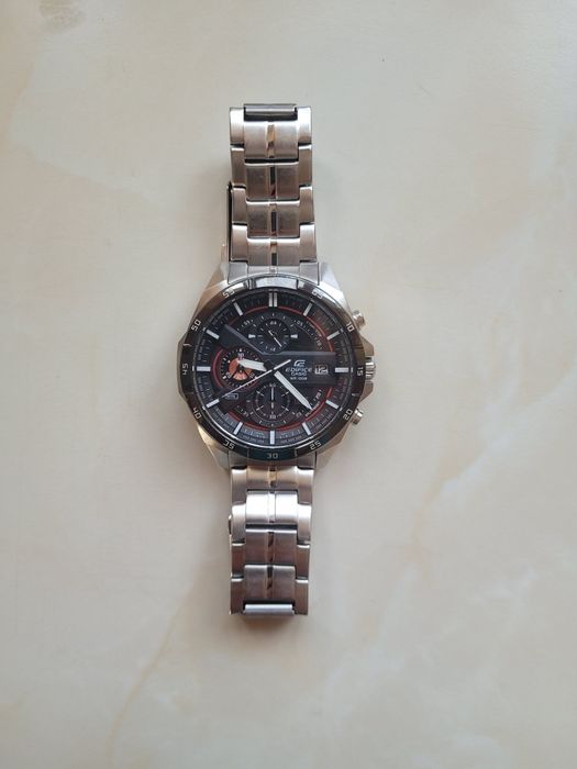 Часовник Casio Edifice