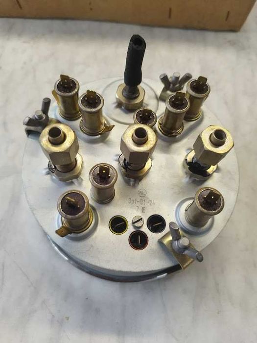 Ретро авто  комбиниран уред