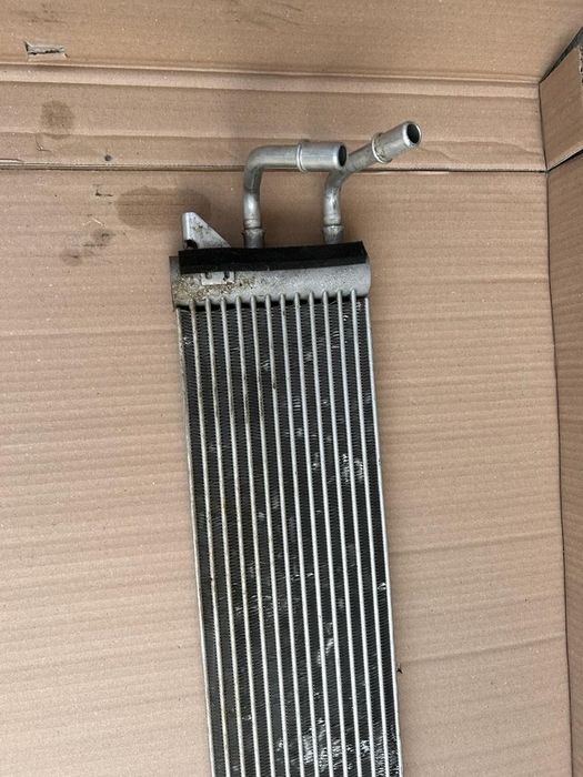 Radiator bmw M5 F90 M8 F91 F92 F93  550i 850i