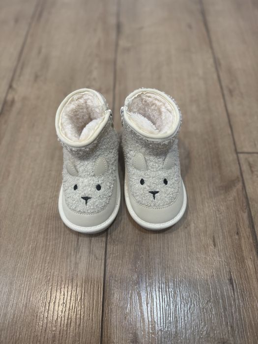 Продам детские угги