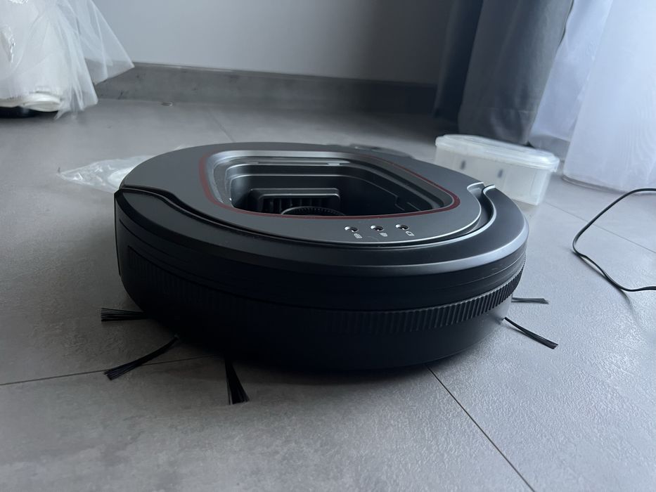 НОВА прахосмукачка робот Severin Chill RB 7025