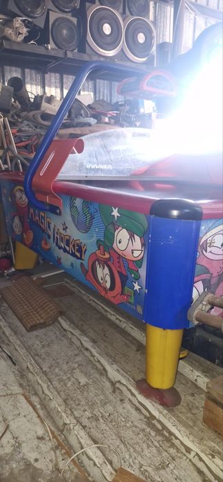 Въздушния Хокей игра атракцион