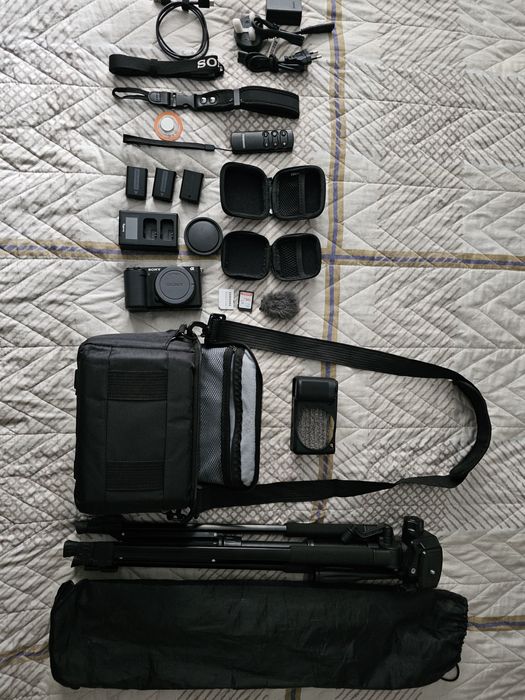 Sony ZV-E10 без обектив с аксесоари