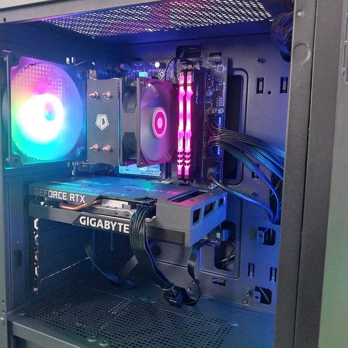 Игровой Компьютер Продам в Сборе i5 12400F